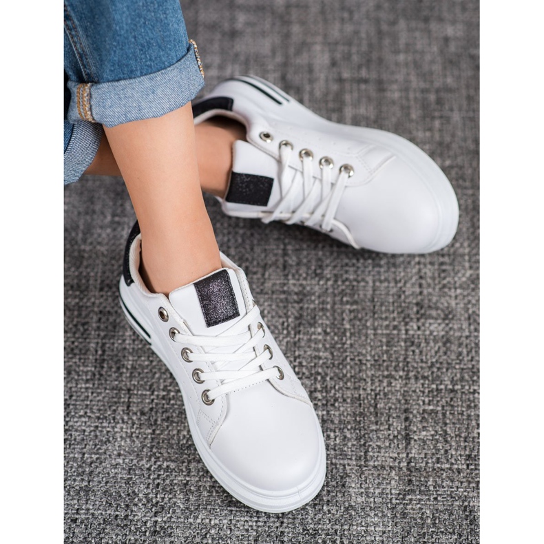 Diamantique Sports Shoes On The Platform white 2 Diamantique Sports Shoes On The Platform white 2