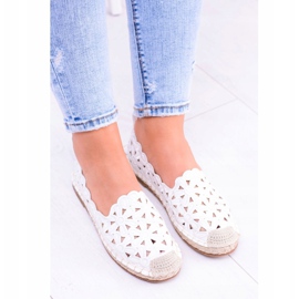 Lu Boo Women's Ballerinas White Espadrilles Macarena Flowers 2