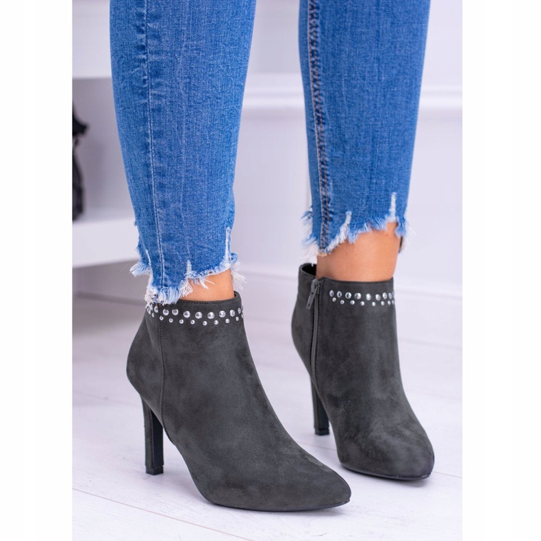 Vinceza Women's Olive Boots On A High Heel Rivets Bemi green 2