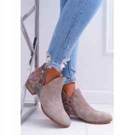 Women's Flat Boots Maciejka Spring Leather Beige 04091-04 2