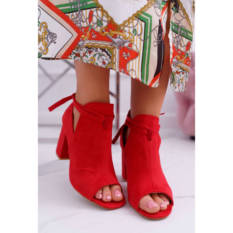 Vinceza Red Booties Sandals On A Bar Open Toes Grays 2