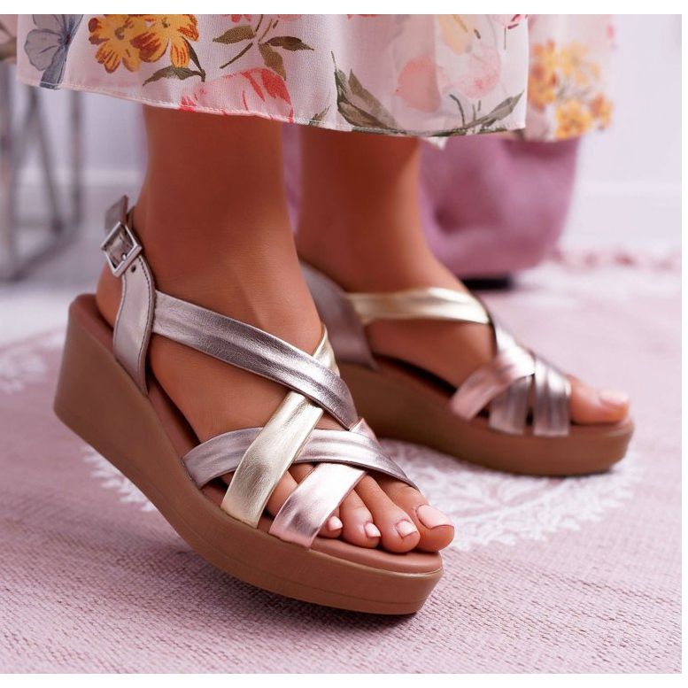 Women's Sandals On Leather Wedges Maciejka ESP27-25 / 00-1 golden 1 Women's Sandals On Leather Wedges Maciejka ESP27-25 / 00-1 golden 1