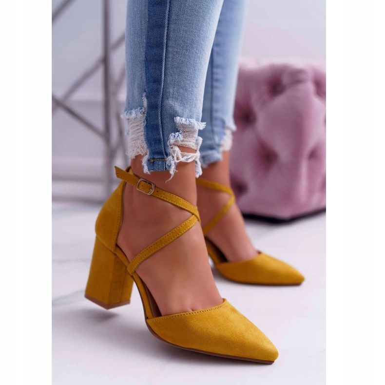 PS1 Women's Pumps On A Heel With Yellow Traffic 2