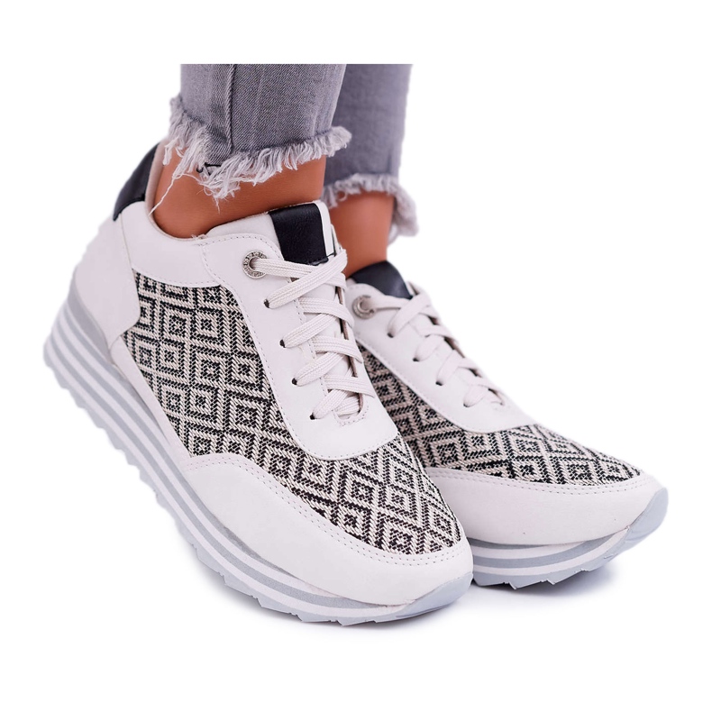 Kylie Crazy Women's Sport Shoes Fashionable Beige Midiana 1 Kylie Crazy Women's Sport Shoes Fashionable Beige Midiana 1