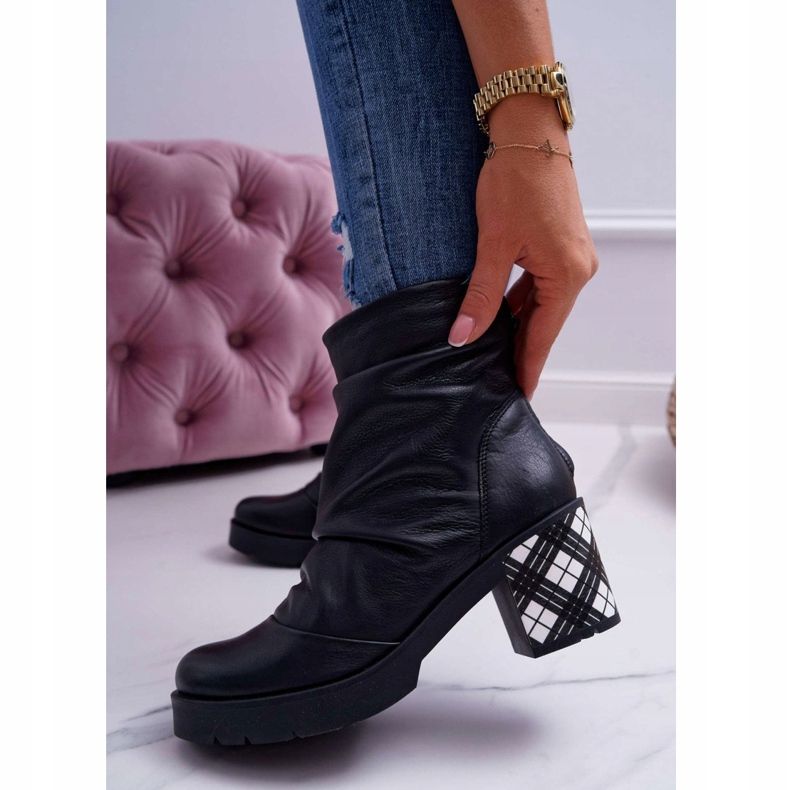 Women's Leather Maciejka Boots Black 04216-01 1