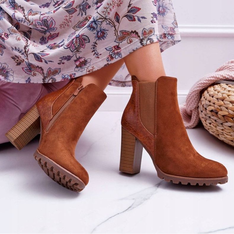 Women's Boots On High Heel Camel Mondego brown 2