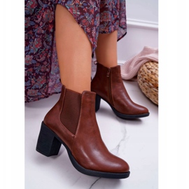 Women's Boots On High Heel Brown Ergost 1