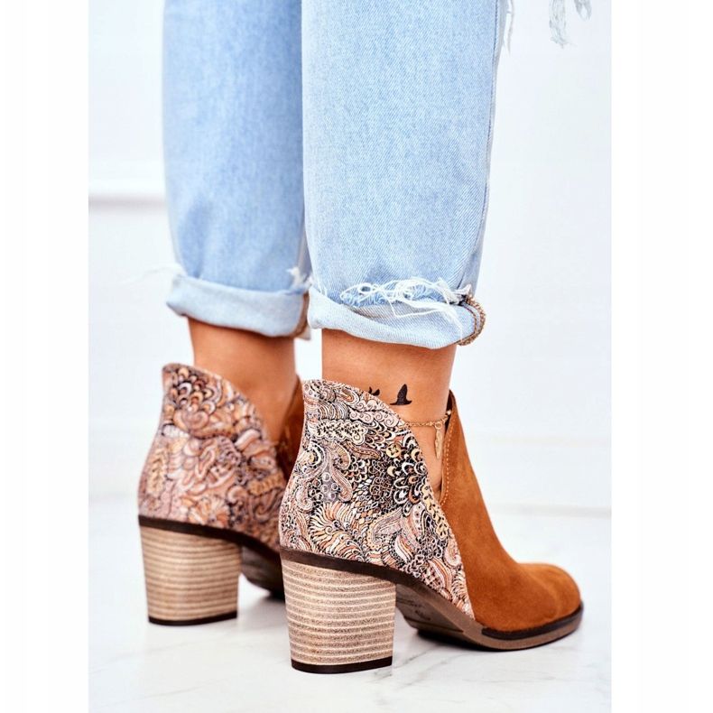 Women's Boots On Heel Maciejka Spring Leather Red 04492-29 brown 2