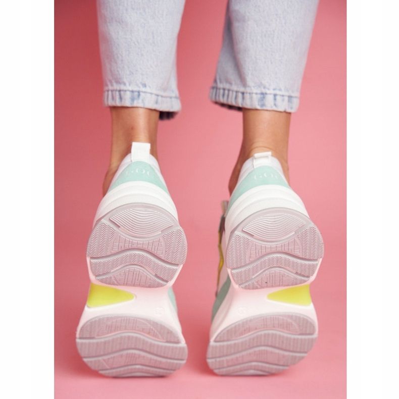 Women's Sport Leather Shoes GOE Mint White FF2N3011 green 1 Women's Sport Leather Shoes GOE Mint White FF2N3011 green 1