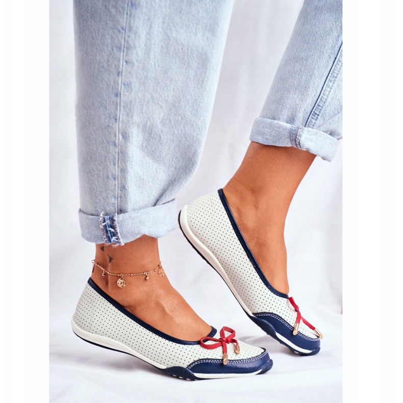 EVE Women's white and red leather openwork ballerinas Erdola navy blue 2