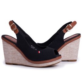 SEA Women's Sandals On Wedge Black Tommy 1
