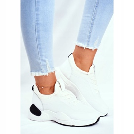 BUGO Women's Sport Shoes Black and White Fellen 2
