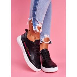 SEA Women's sports shoes Black Naomi 2 SEA Women's sports shoes Black Naomi 2