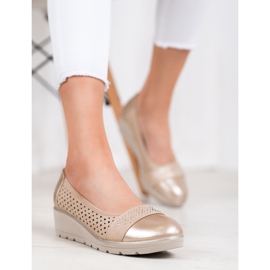 Comer Pumps With Cubic Zirconia brown yellow 1