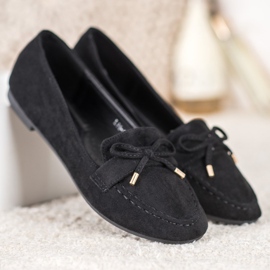 Small Swan Black loafers 1