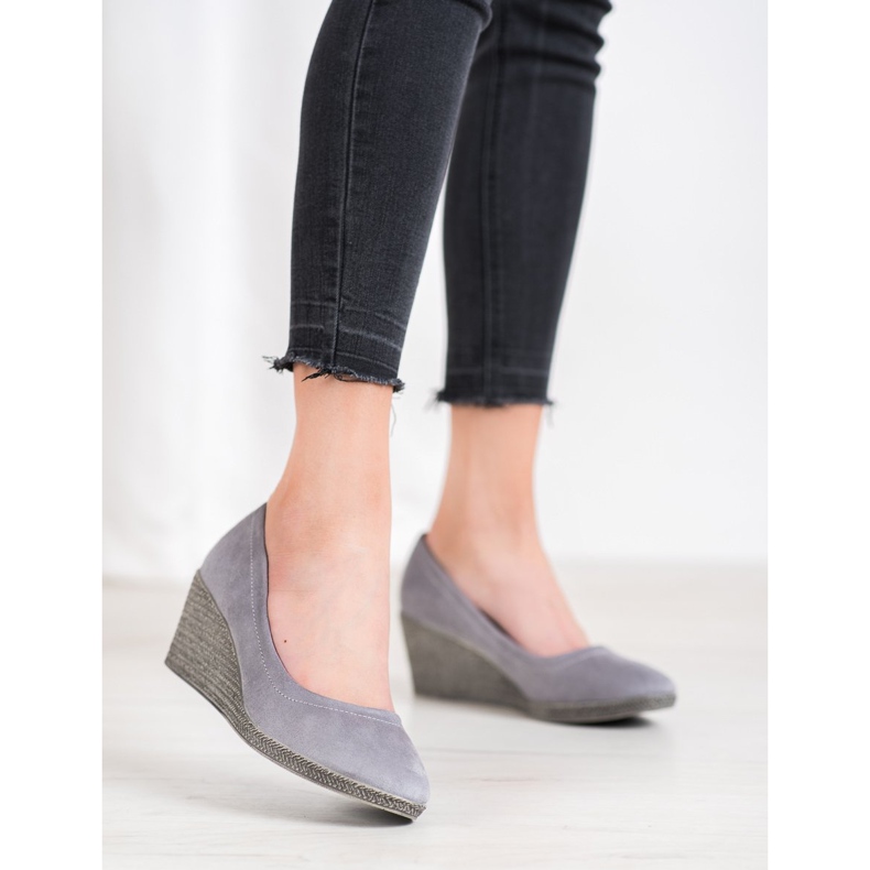 Goodin Suede Wedge Pumps grey 1