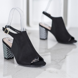 Goodin Built-up Sandals With A Checkered Heel black 2