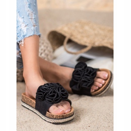 Comfortable flip-flops with flowers VINCEZA black 1