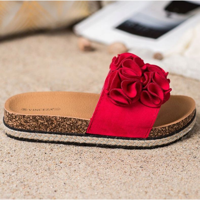 Comfortable flip-flops with flowers VINCEZA red 1
