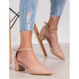 Small Swan Stylish pumps brown 2