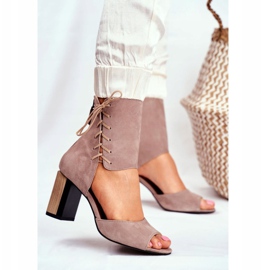 Women's Sandals On High Heel Maciejka Beige Suede 04122-04 1