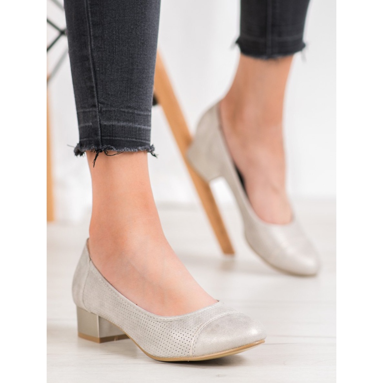 Goodin Openwork Pumps On A Pillar golden 1