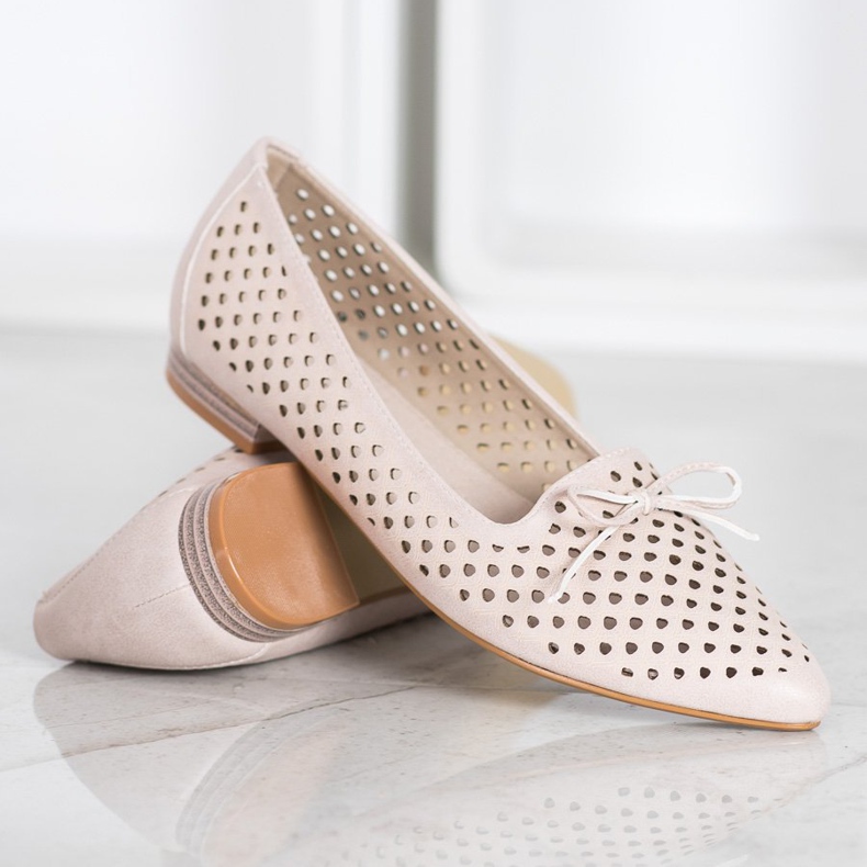 Goodin Elegant openwork ballerinas beige 1