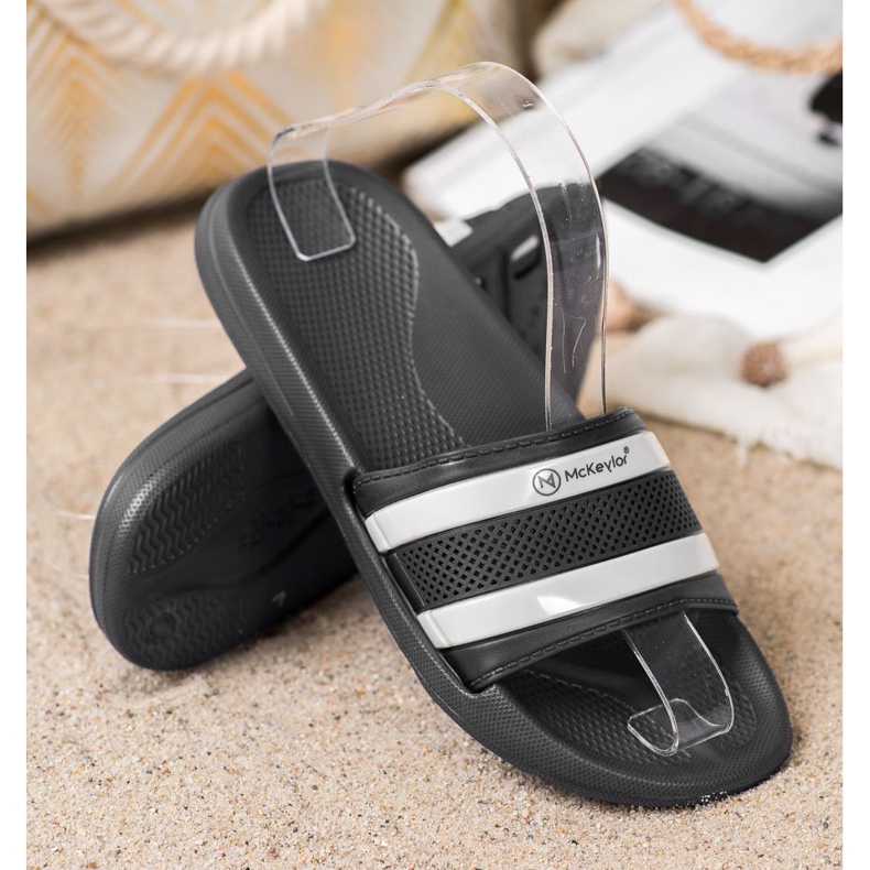 MCKEYLOR sports slippers black 1 MCKEYLOR sports slippers black 1