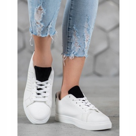 SHELOVET White Shoes With Suede Inserts 2