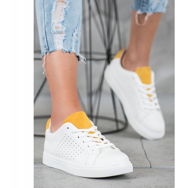 SHELOVET White Shoes With Suede Inserts 1