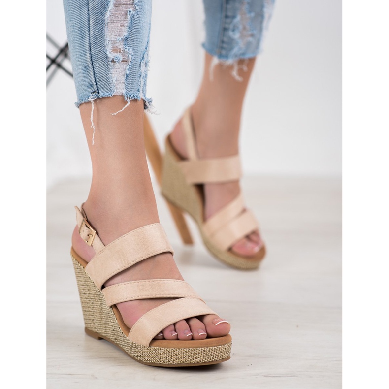 Small Swan Beige Sandals On Wedge 1
