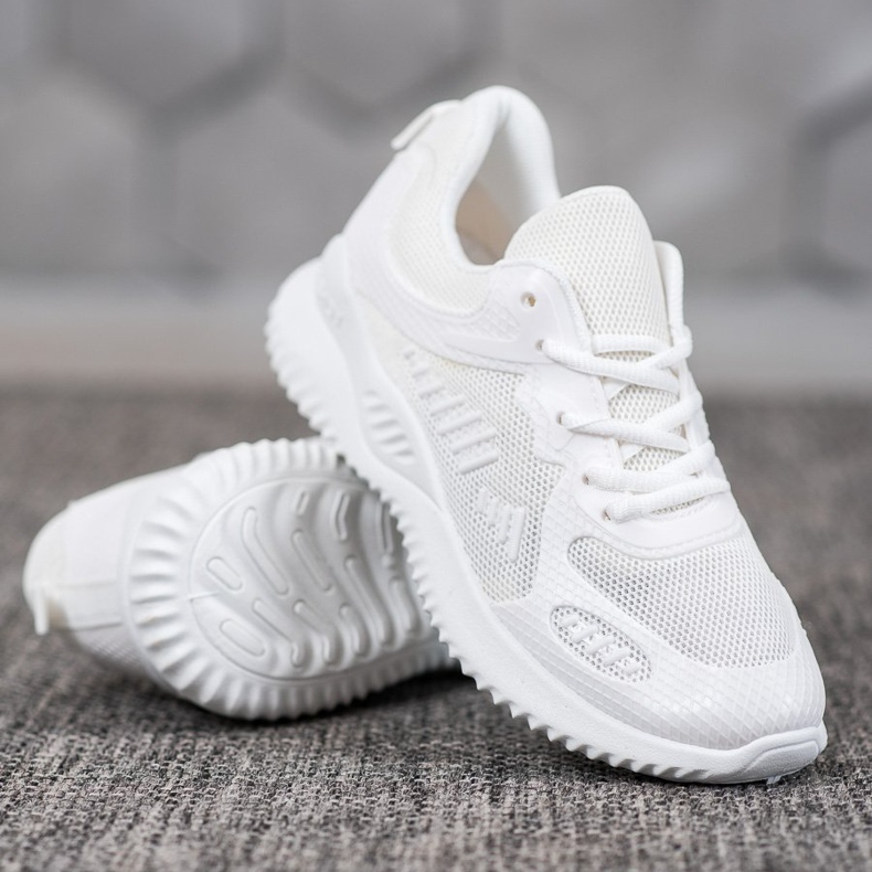 SHELOVET Sneakers With Mesh white 2