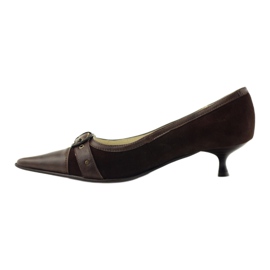 Eksbut Brown leather pumps 3 Eksbut Brown leather pumps 3