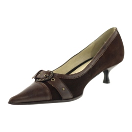 Eksbut Brown leather pumps 2 Eksbut Brown leather pumps 2