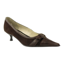 Eksbut Brown leather pumps 1 Eksbut Brown leather pumps 1