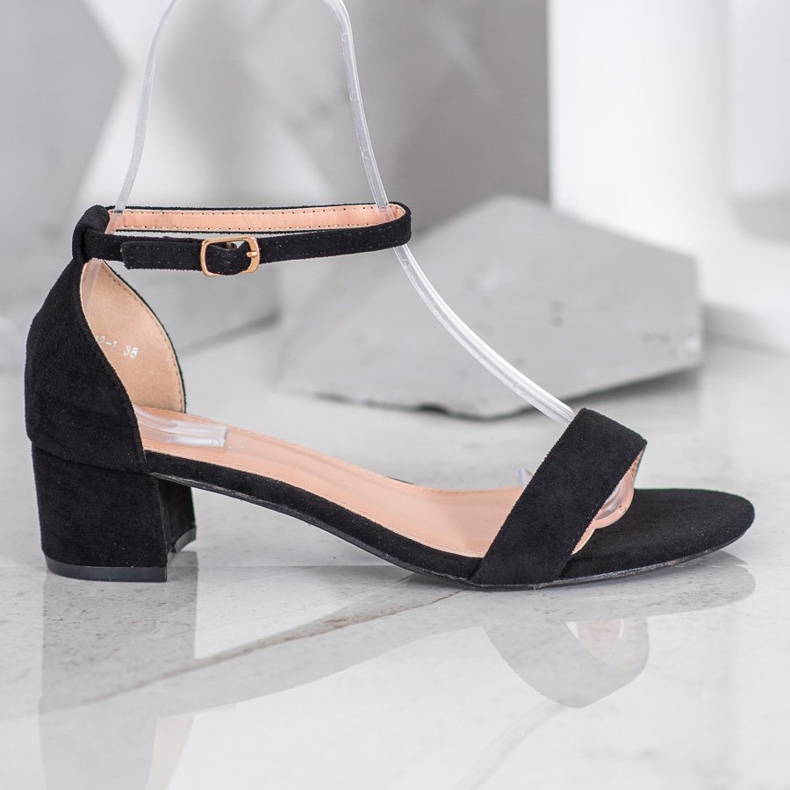 Small Swan Low-heeled sandals black 2