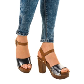 Black high-heeled sandals 150-615 1