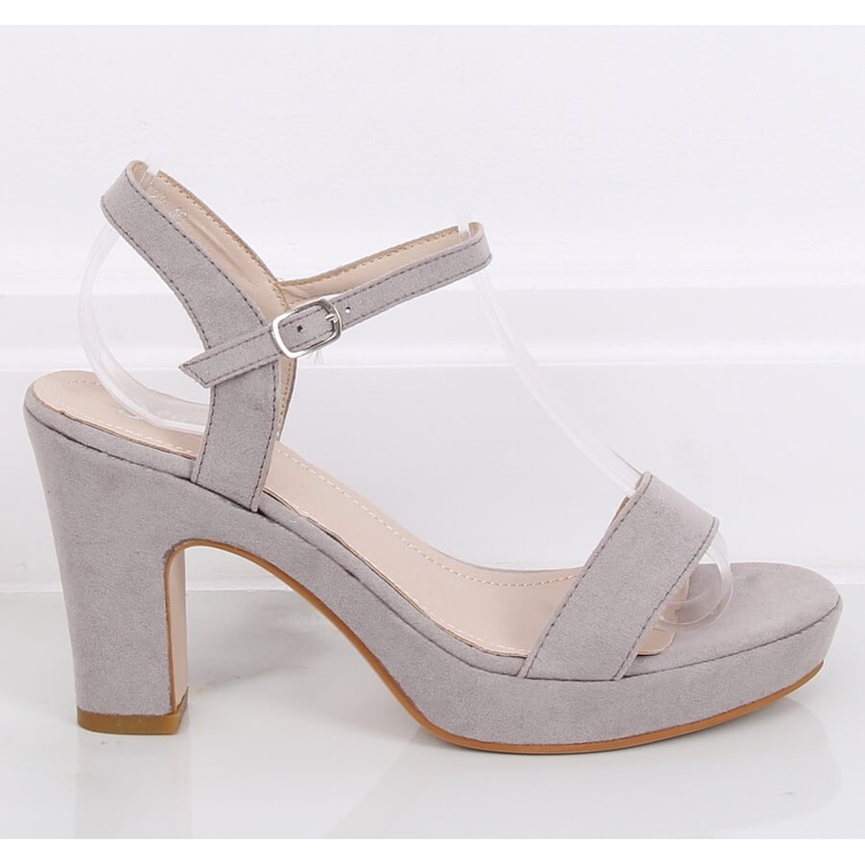 Sandals on a gray post NS032P Gray grey 2