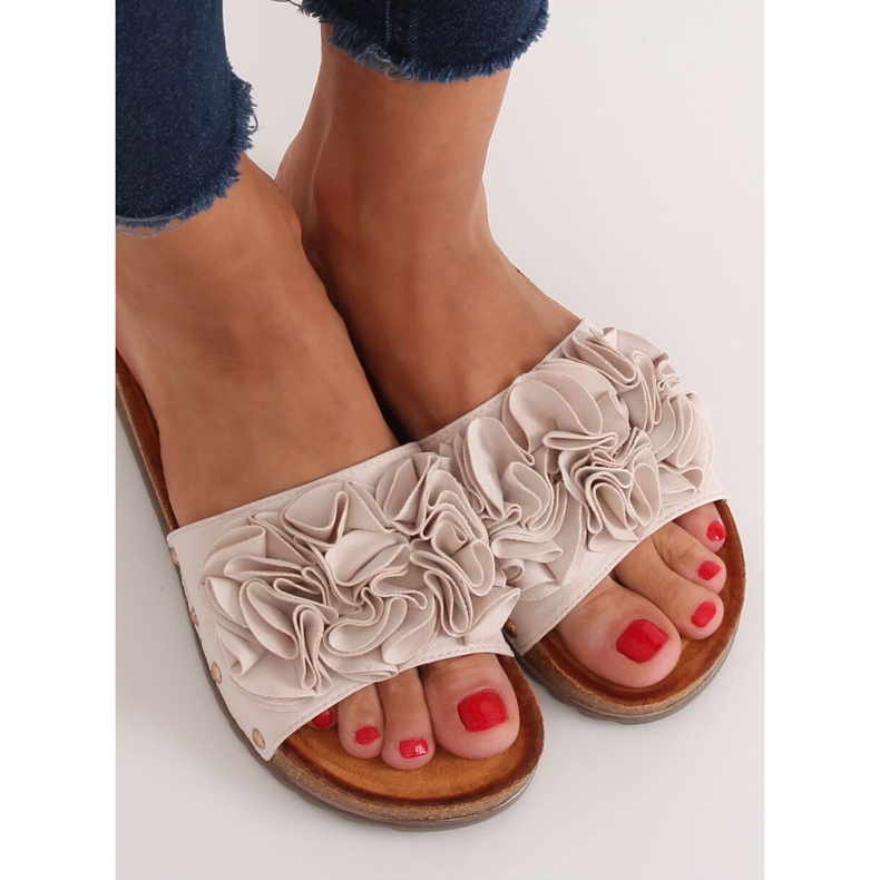 Women's beige slippers F191 Beige 1