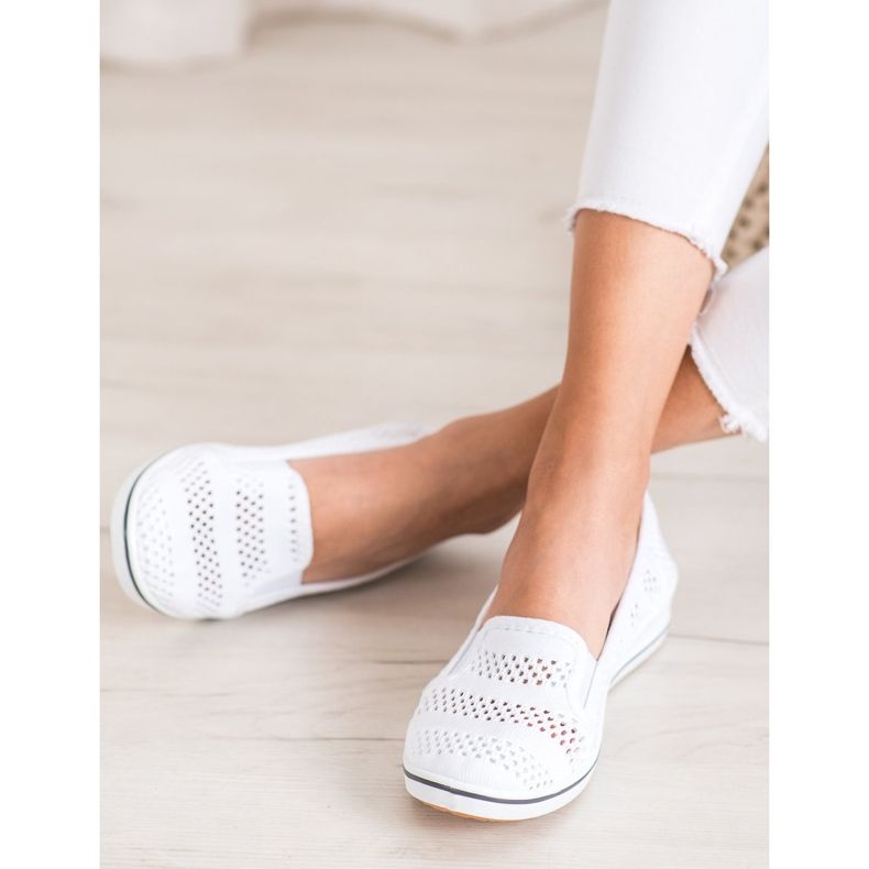 SHELOVET Openwork ballerinas white 1