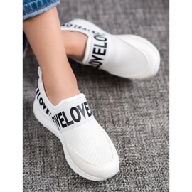 Weide White Slipony Love 1