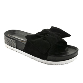 Black casual slippers with a LW-10 bow 1