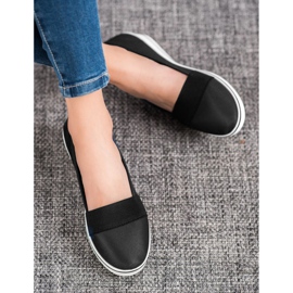 Renda Black Slipons On Wedge 1