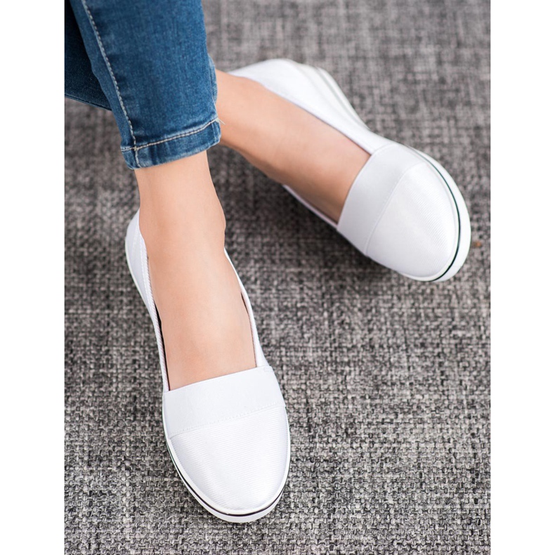 Renda White Slipons On A Wedge 2