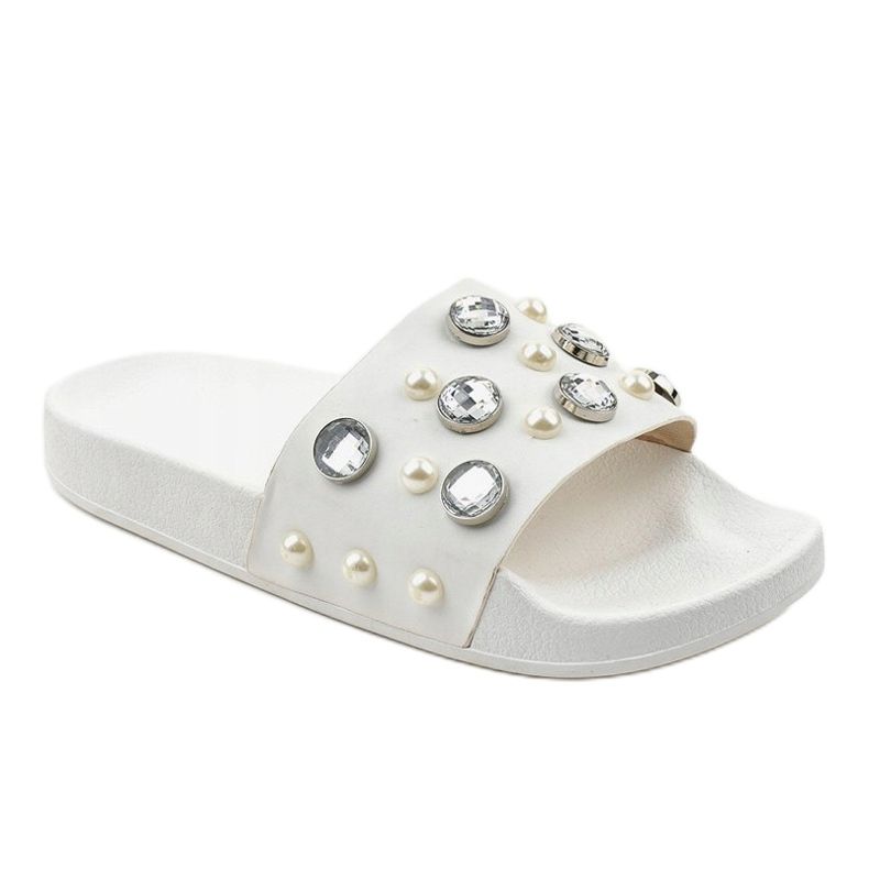 White slippers with pearls H-6567 1