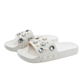 White slippers with pearls H-6567 2