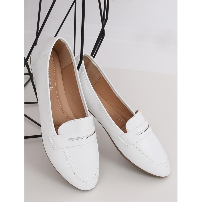 White women's loafers 98-29 White 1