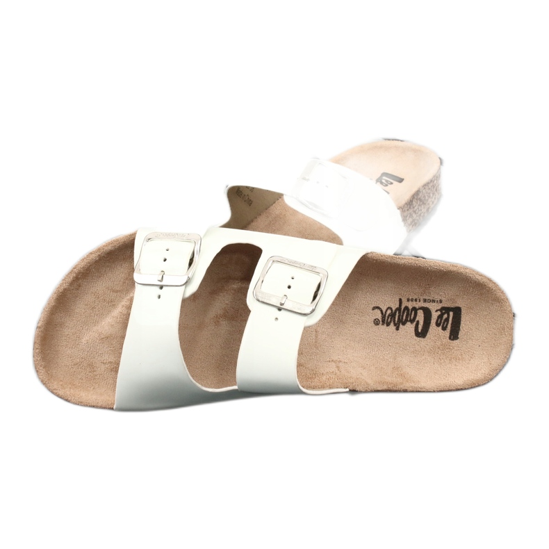 Lacquered anatomical white slippers Lee Cooper 1043-5 3