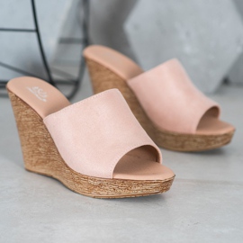 Small Swan Light Suede Slippers pink 2