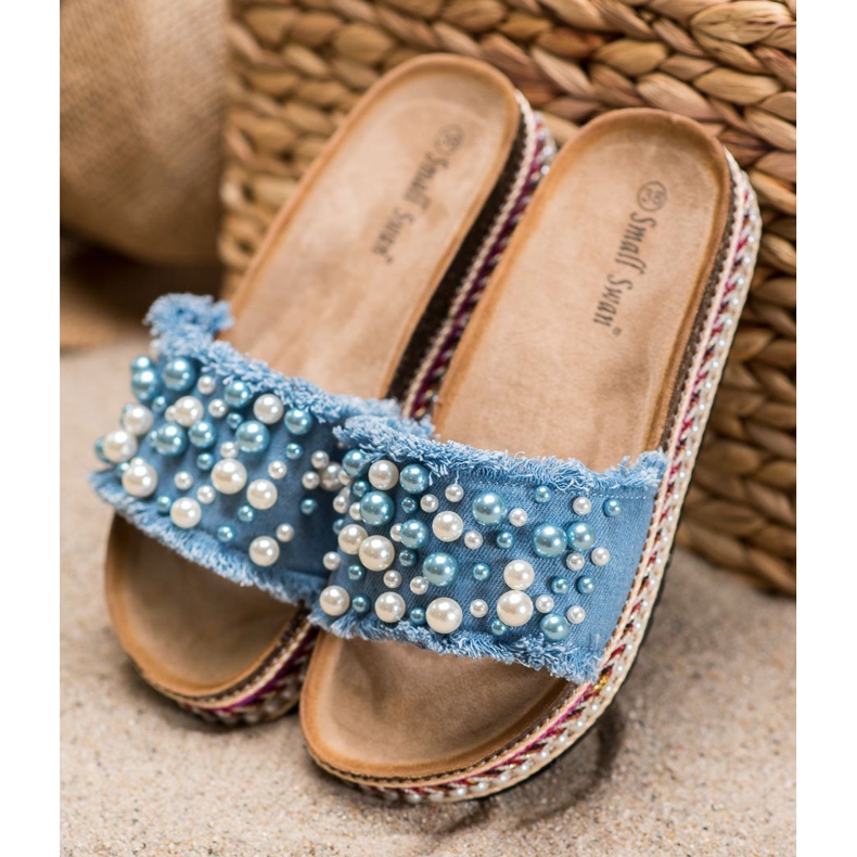 Small Swan Slippers On The Platform With Pearls blue 1